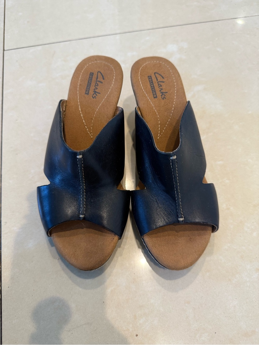Clarks Women's Black Leather Wedge Sandals